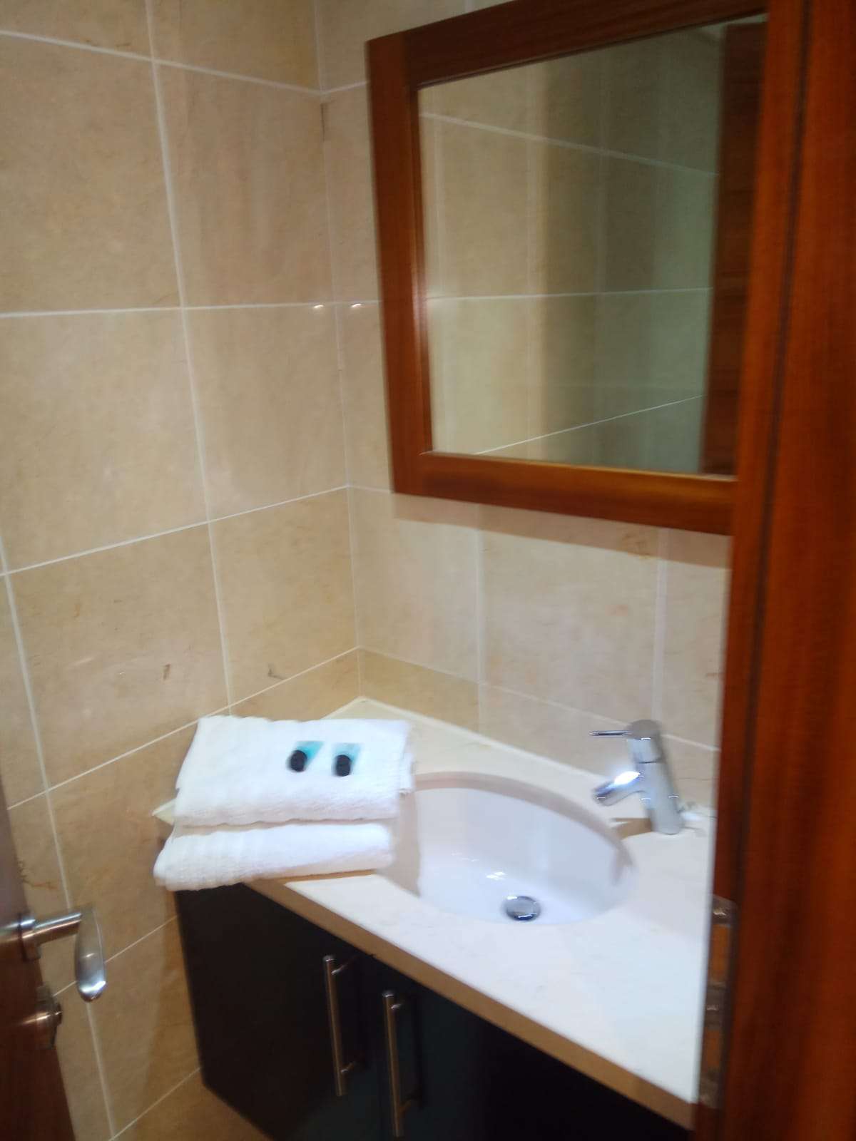 מקלחת מאובזרת ומעוצבת